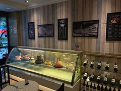 -深圳富苑皇冠假日套房酒店
