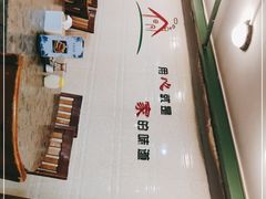 -周家大连水饺(美专校街店)