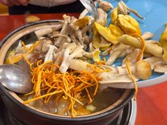 -菌之家·专业纯野生菌火锅·特色炒菌