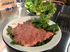 -马路牙子地桌烤肉(工体店)