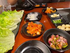 -肉甲韩国木炭烤肉(新壹街1店)