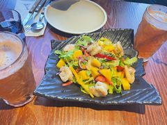 烤虾芒果沙拉-澳骄 Aussie Kitchen·手工披萨·西餐(国大店)
