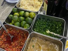 -四川小胡子海鲜(丁村万人海鲜广场店)