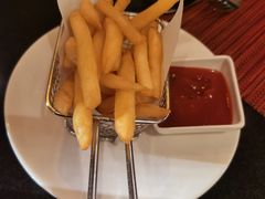 -WOLFGANG PUCK KITCHEN & BAR(迪士尼小镇店)