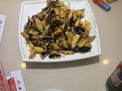 -老码头黑皮肘子锅包肉(赣水路店)