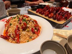 -肥肥虾庄·金牌油焖大虾(杨园滨江时代walk店)