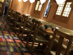 大堂-云海肴·汽锅鸡·云南菜(天山百盛优客店)