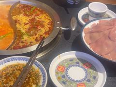 -沸炉重庆老火锅(军事博物馆店)