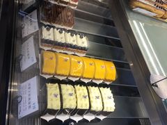 -Dough&Joe团憩(瑞虹天地月亮湾店)