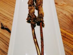 新疆红柳枝羊肉串-小放牛炒菜馆(北国商城店)