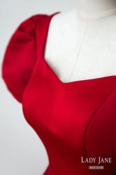 -Lady  Jane高端婚纱礼服馆