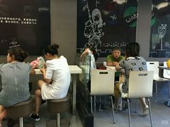 -华莱士·全鸡汉堡(光华路店)