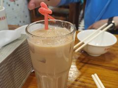 丝袜奶茶-澳门陈光记烧味饭店(南京德基广场店)