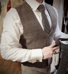 -Flora婚纱礼服定制租赁店