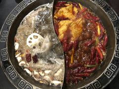 -疯狂的筷子老灶九宫格火锅