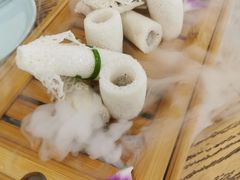 黑松露竹荪虾滑卷-云渔堂蒸汽石锅鱼(万达店)