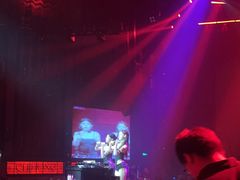 -赤红音乐现场(浦东金桥路店)
