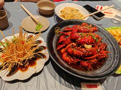 -肥肥虾庄·金牌油焖大虾(杨园滨江时代walk店)