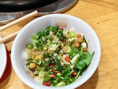 -袁记串串香(泉水轻轨站店)