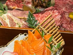 -山川小町·极番烧肉(新地假日广场店)