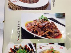 -三湘四水湖南特色餐厅(颐景公寓店)