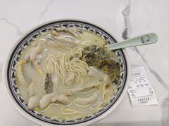 -明呈黄鱼面馆(斜土路店)