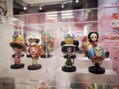 -泡泡玛特POPMART(蓝色港湾店)