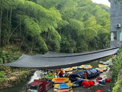 -江南大峡谷军事漂流