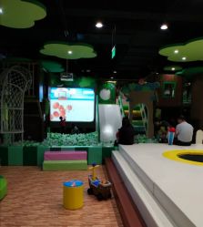 -绿野星空儿童乐园