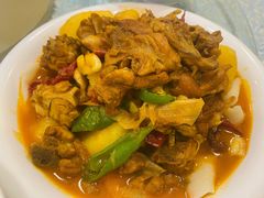 新疆大盘鸡-巴扎美食·新疆菜·西域歌舞表演餐厅(新疆大厦店)