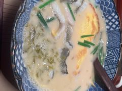 -荣家黄鱼面(前滩太古里店)