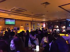-Hooley's活利仕西餐厅(珠江新城店)