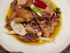 沙湾原始大盘鸡-丝路金桃·新疆菜(徐汇店)