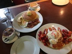 -Pancakes on the rocks(Darling Harbour)