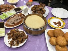 -梅利汴京烤鸭•开封豫菜地标店(东大街店)