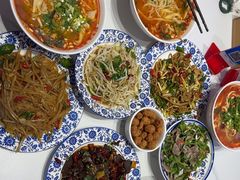 -青年路烩面馆(绿地世纪城店)