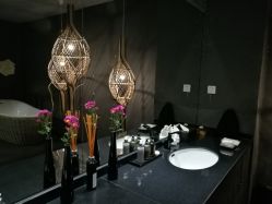 -THANN EXPRESS SPA