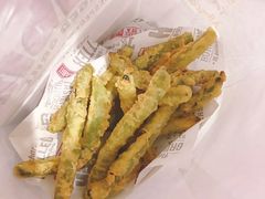 -The Habit Burger Grill 哈比特汉堡(爱琴海店)