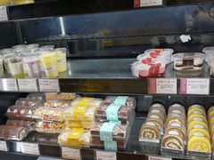 面包甜点陈列柜-苹果花园(龙漕路店)