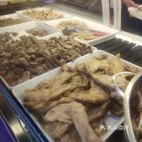拌仙兔头·一家把热卤做来火出圈的品牌