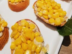 金枪鱼玉米粒配烤面包-C'è Amore 爱意(盛京大奥莱店)