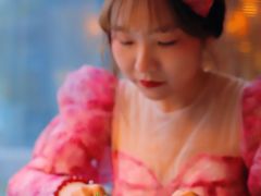 -榴莲咖啡馆