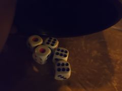 -Helens海伦司小酒馆(上海东明广场店)