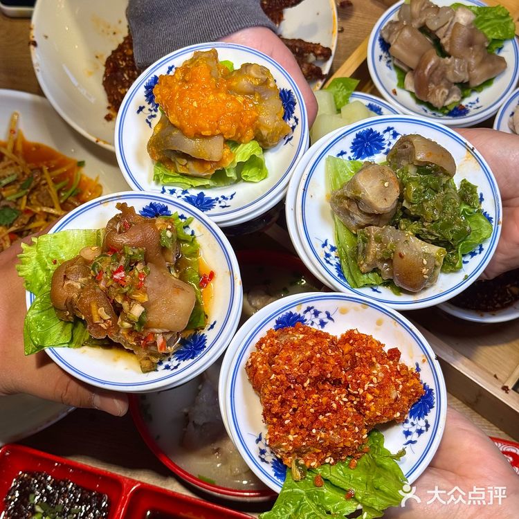在成都还有谁没吃过这家蹄花?!