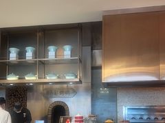 -东方红海鲜百汇(国际大厦店)