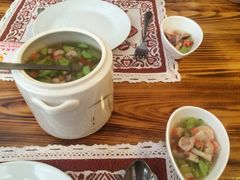 大列巴俄罗斯餐厅-小V家秘制火锅鸡(钟源小区店)