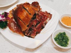烧味三拼-香港新发烧腊茶餐厅(水围店)
