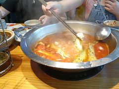 -野山舂·贵州现舂酸汤火锅(鸿通城店)