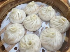 -莱莱小笼·乔艾