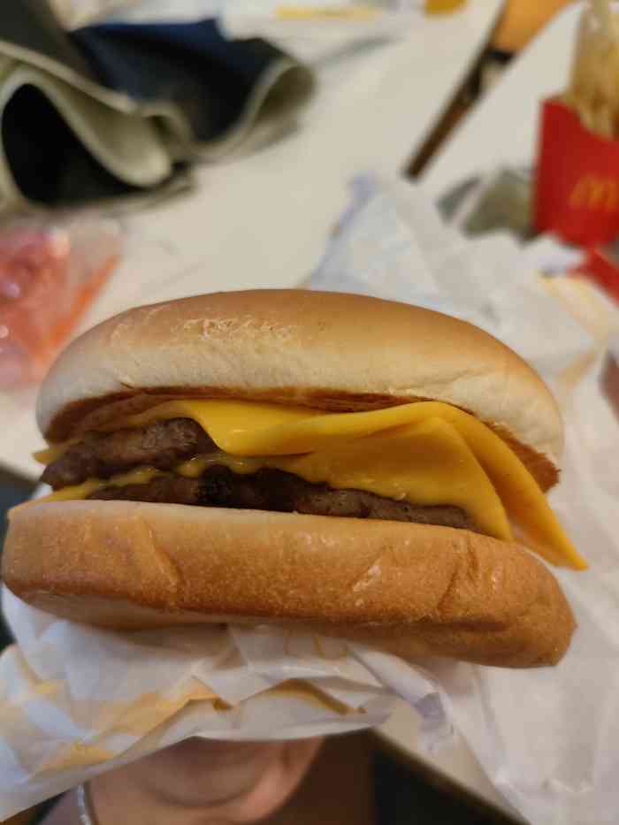 麦当劳(万胜广场店)-"「不素之霸双层牛堡套餐」「麦辣鸡翅麦乐鸡.